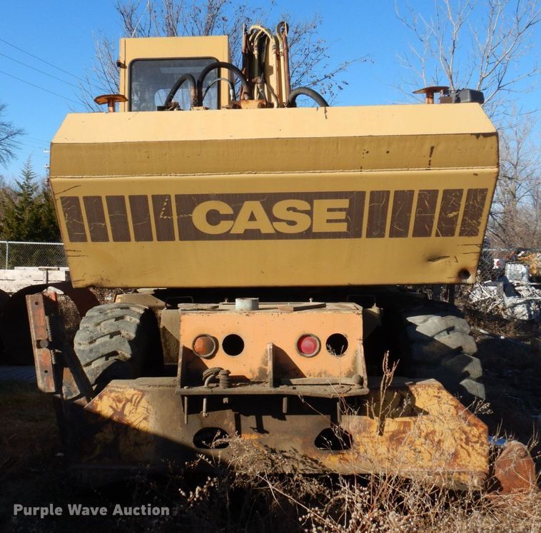 image for item MW9410 1993 Case 1085C  wheeled excavator