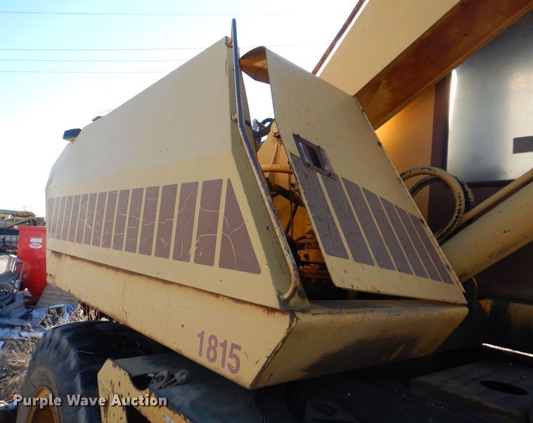 image for item MW9410 1993 Case 1085C  wheeled excavator