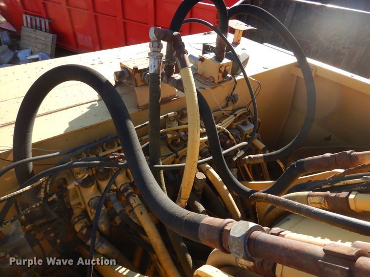 image for item MW9410 1993 Case 1085C  wheeled excavator