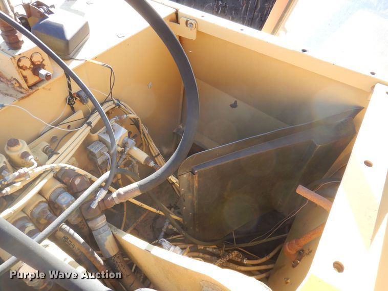 image for item MW9410 1993 Case 1085C  wheeled excavator