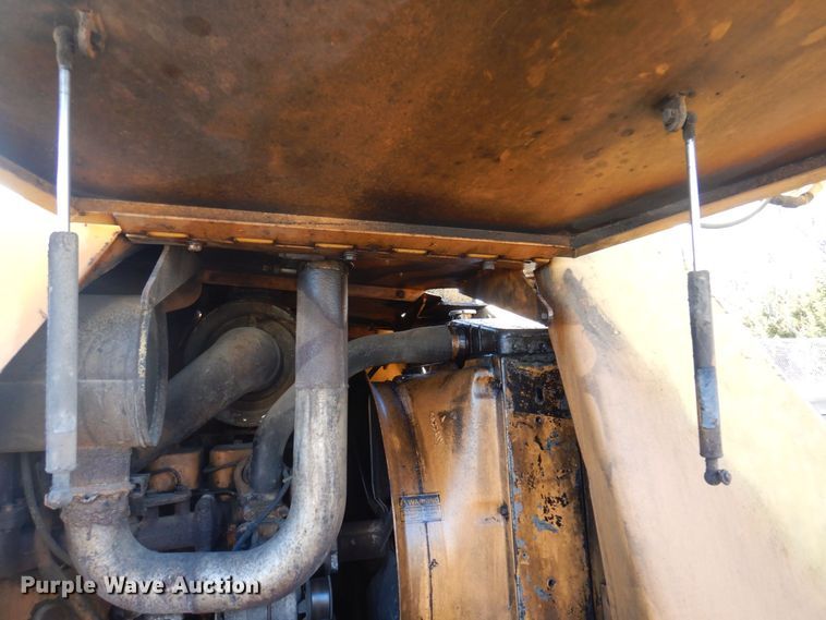 image for item MW9410 1993 Case 1085C  wheeled excavator