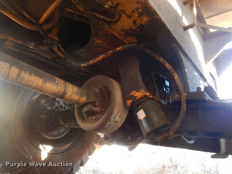 image for item MW9410 1993 Case 1085C  wheeled excavator