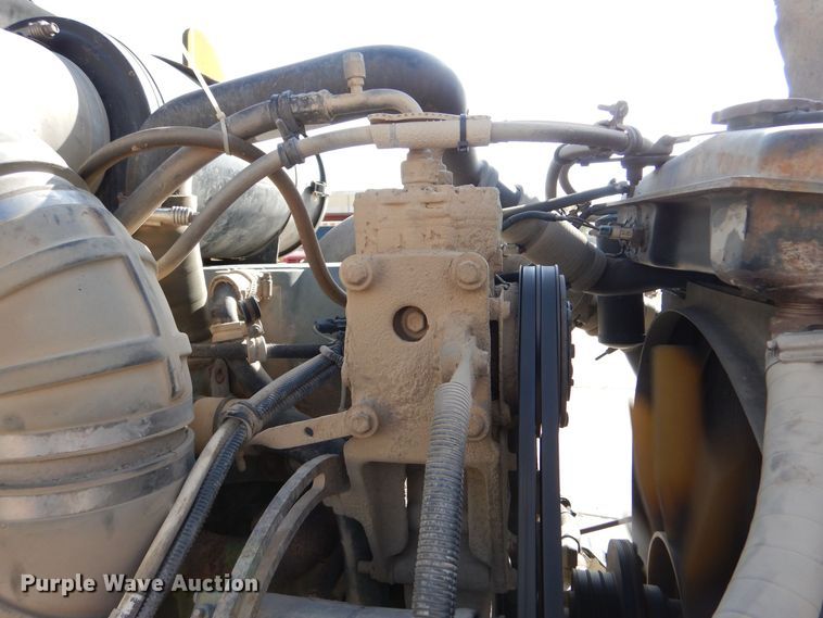 image for item DK0989 1999 Kenworth T800B  semi truck