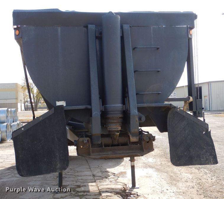 image for item DK0990 1999 Clement RKHS2625  end dump trailer