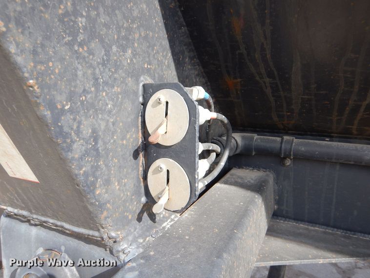 image for item DK0990 1999 Clement RKHS2625  end dump trailer