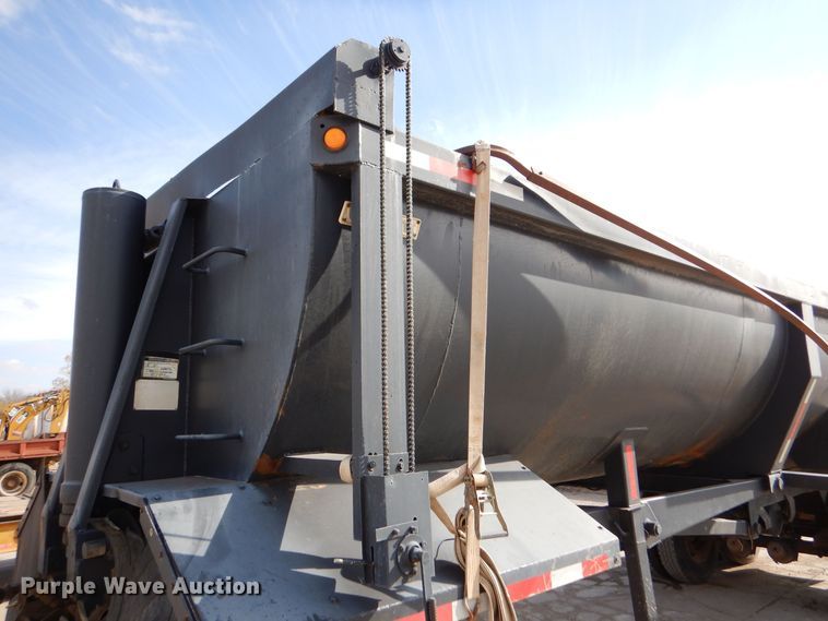image for item DK0990 1999 Clement RKHS2625  end dump trailer
