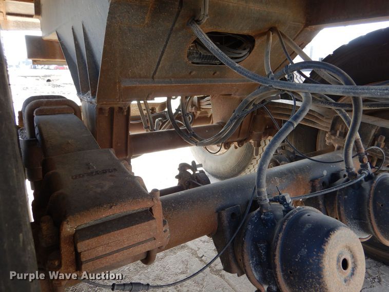 image for item DK0990 1999 Clement RKHS2625  end dump trailer