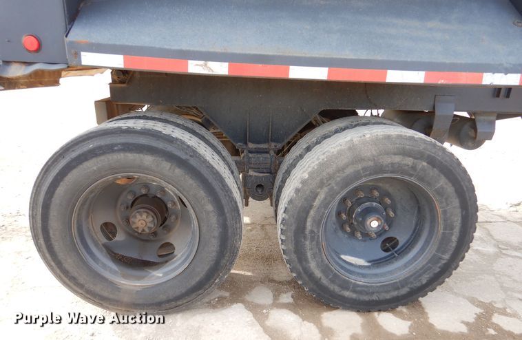 image for item DK0990 1999 Clement RKHS2625  end dump trailer
