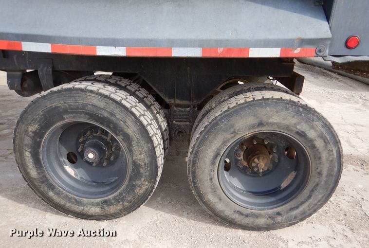 image for item DK0990 1999 Clement RKHS2625  end dump trailer