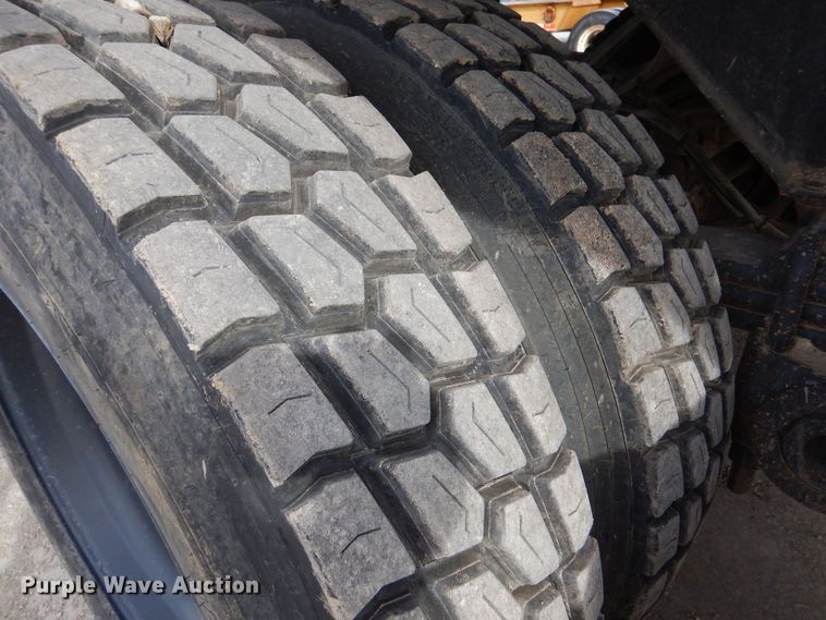 image for item DK0990 1999 Clement RKHS2625  end dump trailer