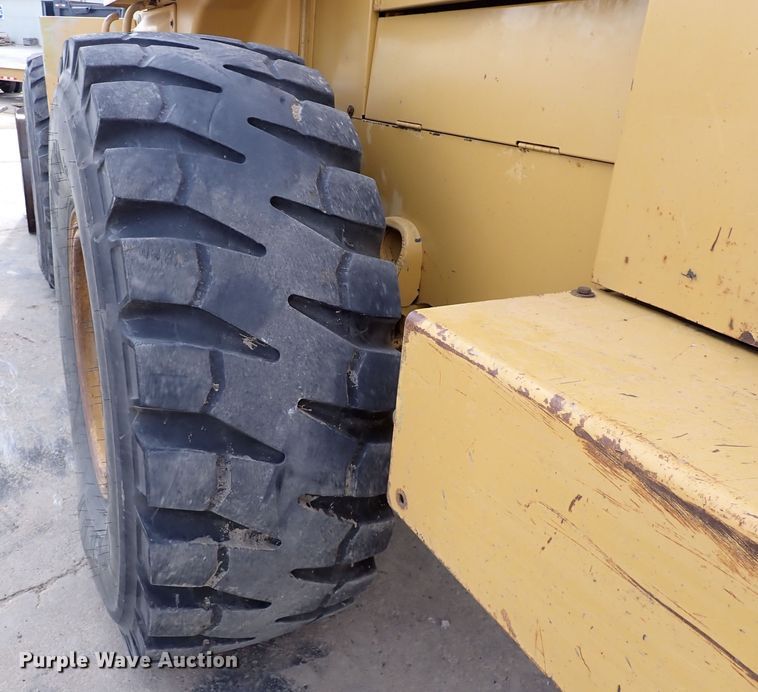 image for item DK0995 1996 Caterpillar IT28F  wheel loader