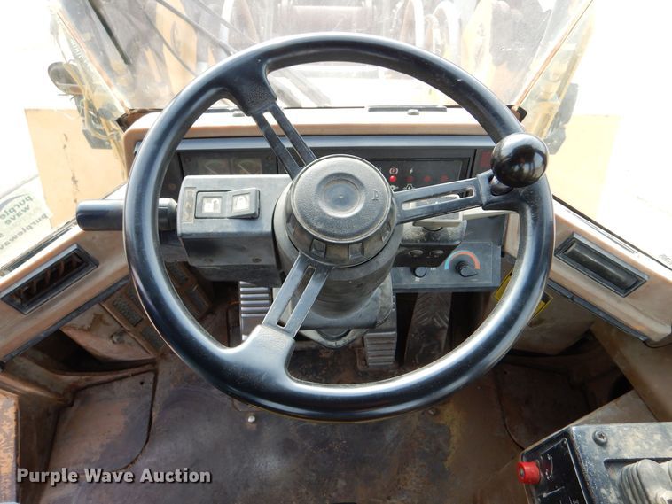 image for item DK0996 1994 Caterpillar IT28F  wheel loader