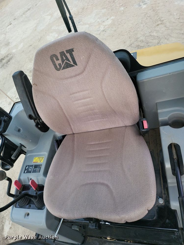 image for item DK0997 2016 Caterpillar 903C2  wheel loader