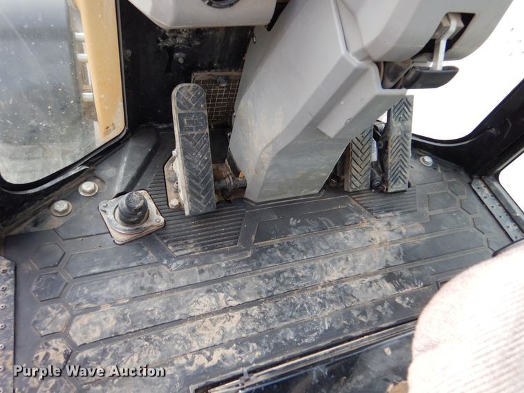 image for item DK0998 2017 Caterpillar 903C2  wheel loader