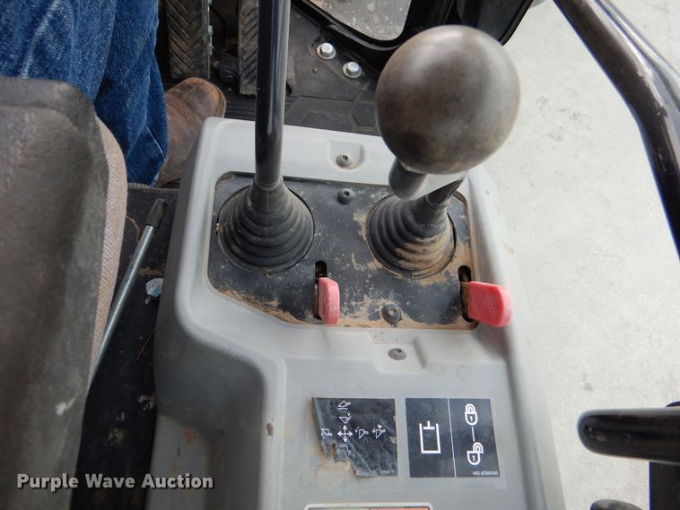 image for item DK0998 2017 Caterpillar 903C2  wheel loader