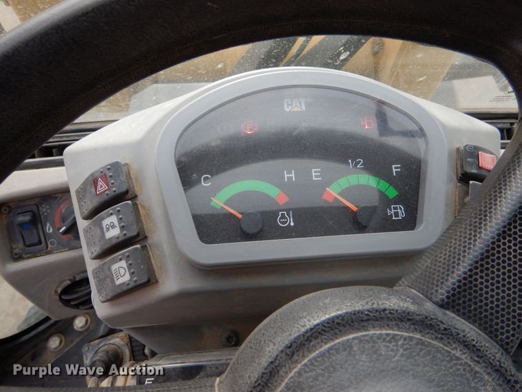 image for item DK0998 2017 Caterpillar 903C2  wheel loader