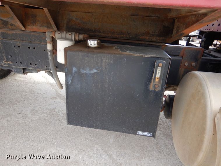image for item DK1001 2005 Freightliner Century Class ST  dump truck