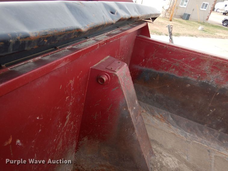 image for item DK1001 2005 Freightliner Century Class ST  dump truck