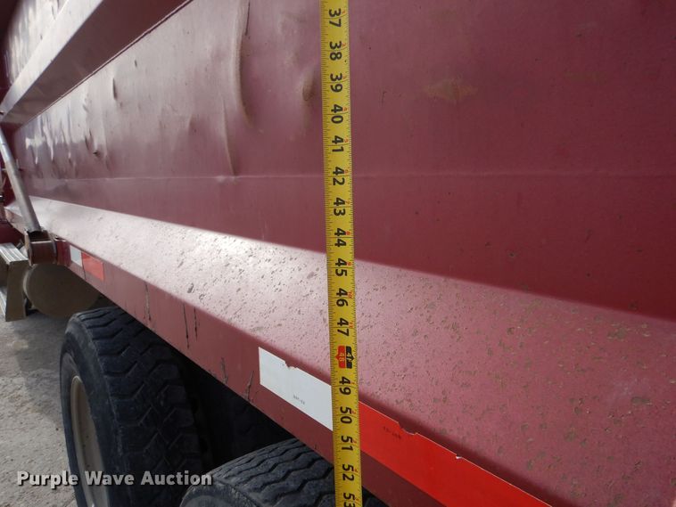 image for item DK1001 2005 Freightliner Century Class ST  dump truck