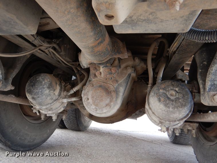 image for item DK1001 2005 Freightliner Century Class ST  dump truck