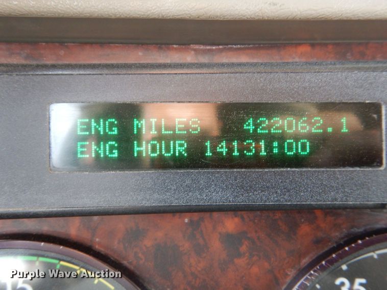 image for item DK1001 2005 Freightliner Century Class ST  dump truck