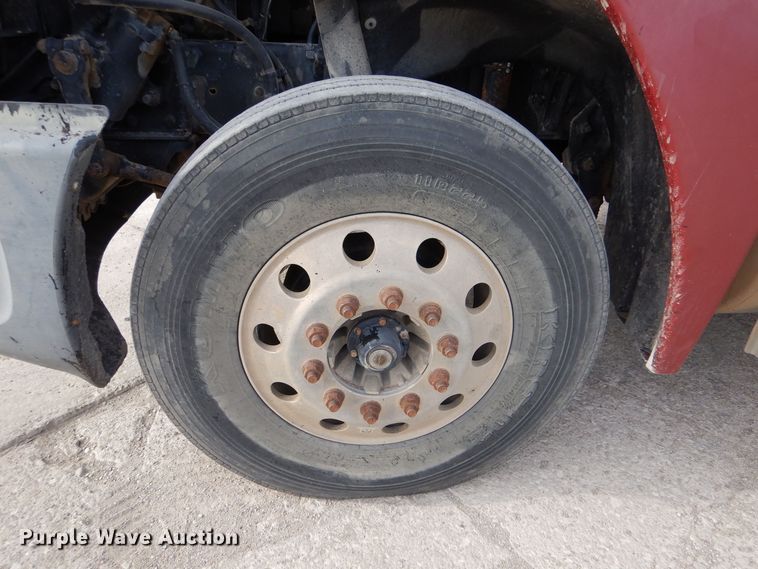 image for item DK1001 2005 Freightliner Century Class ST  dump truck