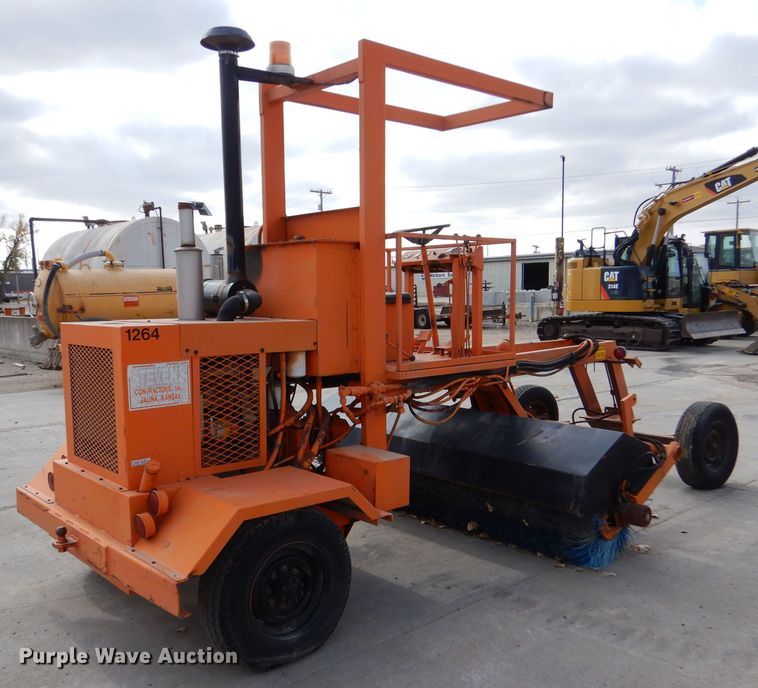 image for item DK1002 Bergkamp  broom