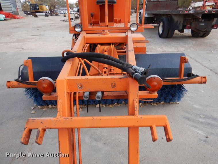 image for item DK1002 Bergkamp  broom