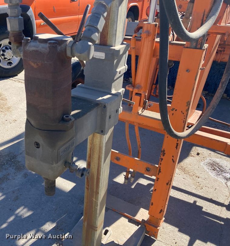 image for item DK1002 Bergkamp  broom