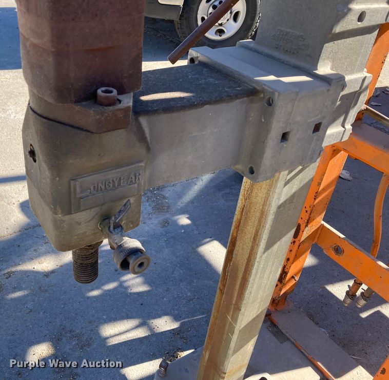 image for item DK1002 Bergkamp  broom