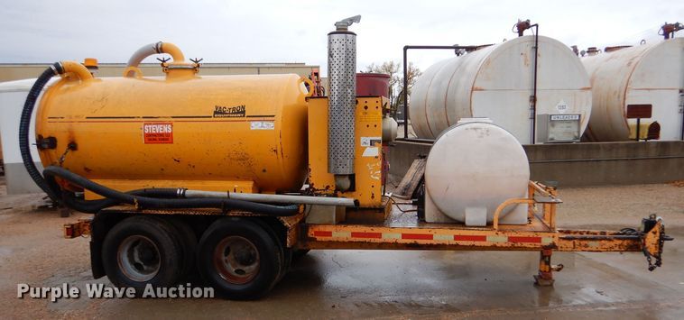 image for item DK1003 2000 Vactron PMD-800GT  vacuum excavator