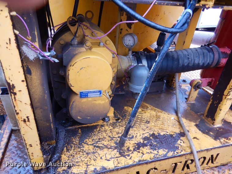 image for item DK1003 2000 Vactron PMD-800GT  vacuum excavator