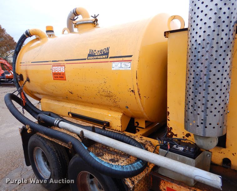 image for item DK1003 2000 Vactron PMD-800GT  vacuum excavator