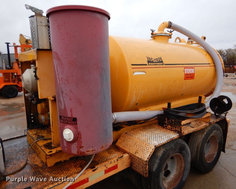 image for item DK1003 2000 Vactron PMD-800GT  vacuum excavator