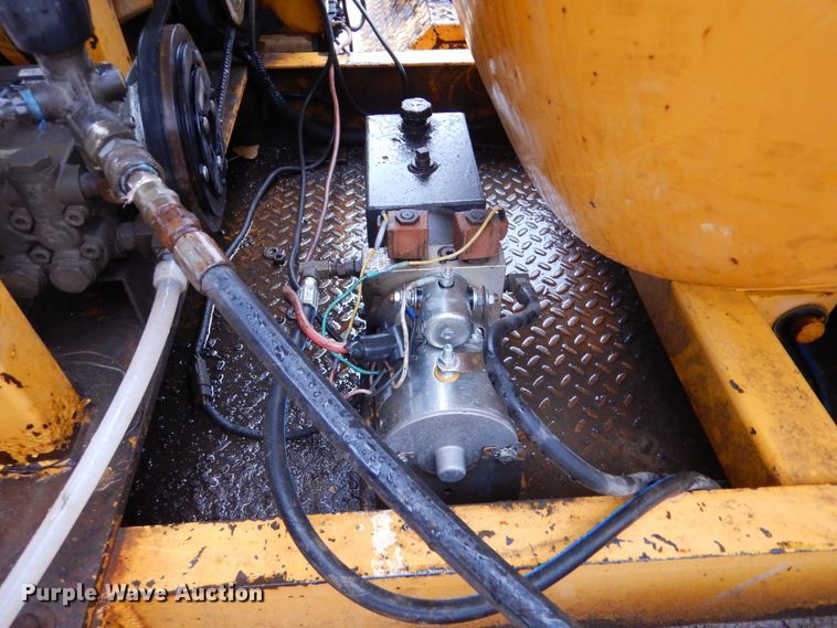 image for item DK1003 2000 Vactron PMD-800GT  vacuum excavator