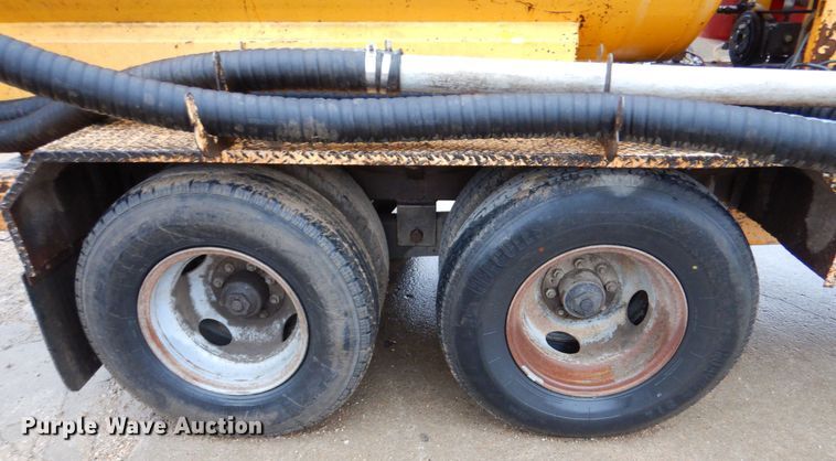 image for item DK1003 2000 Vactron PMD-800GT  vacuum excavator