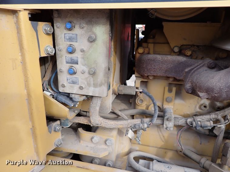 image for item DK1006 2006 Caterpillar CP-323C  single drum roller