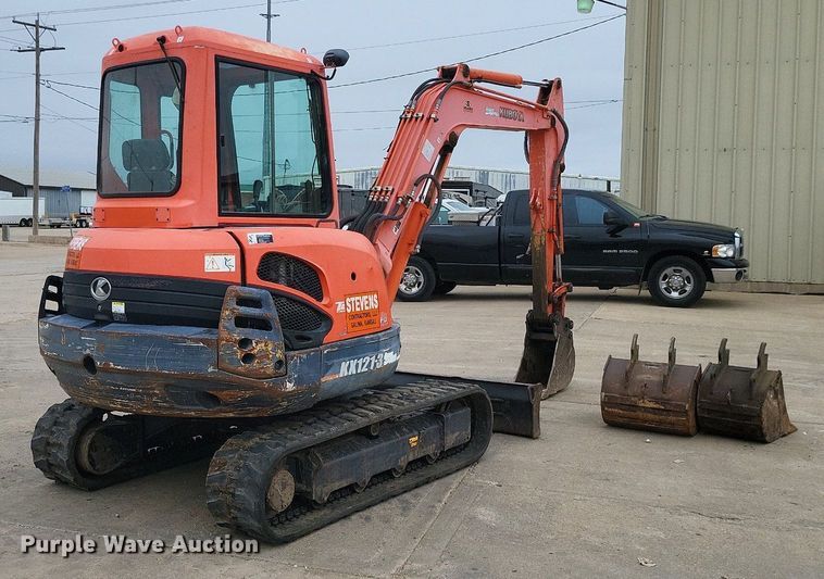 image for item DK1007 2008 Kubota KX121-3ST  mini excavator