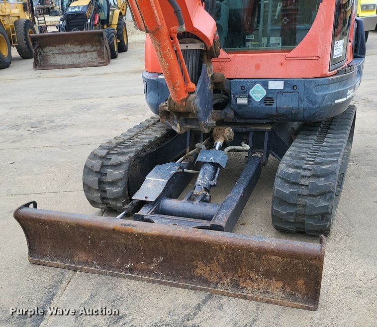 image for item DK1007 2008 Kubota KX121-3ST  mini excavator