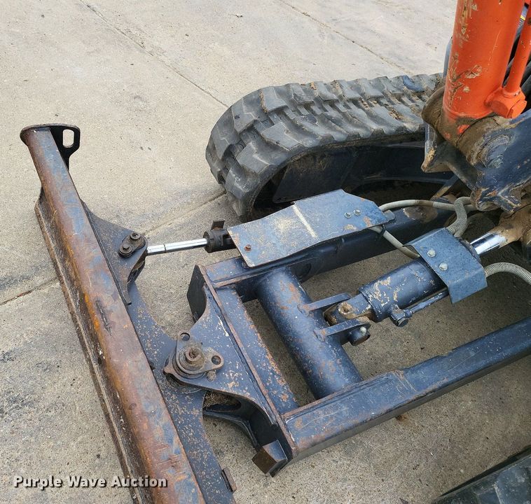 image for item DK1007 2008 Kubota KX121-3ST  mini excavator