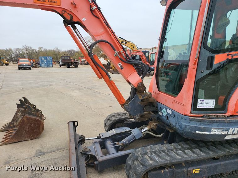 image for item DK1007 2008 Kubota KX121-3ST  mini excavator