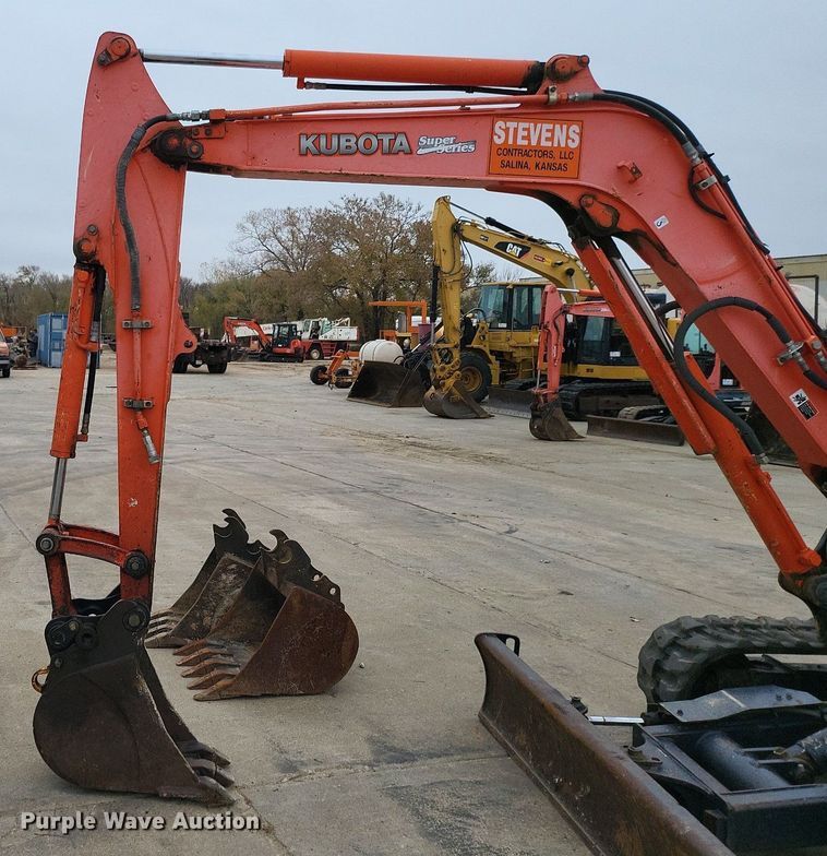 image for item DK1007 2008 Kubota KX121-3ST  mini excavator
