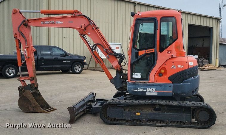 image for item DK1008 2009 Kubota U45-3ST  mini excavator