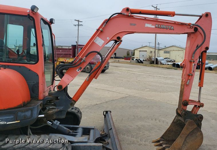 image for item DK1008 2009 Kubota U45-3ST  mini excavator