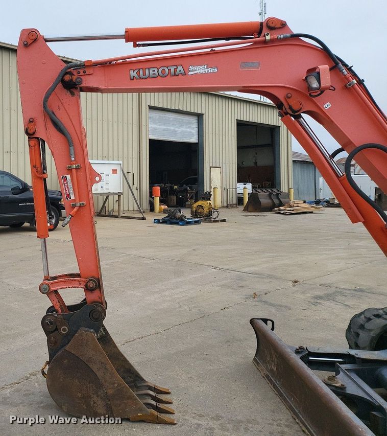 image for item DK1008 2009 Kubota U45-3ST  mini excavator