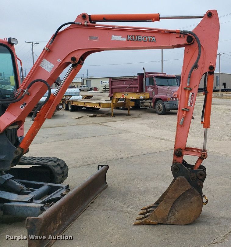 image for item DK1008 2009 Kubota U45-3ST  mini excavator