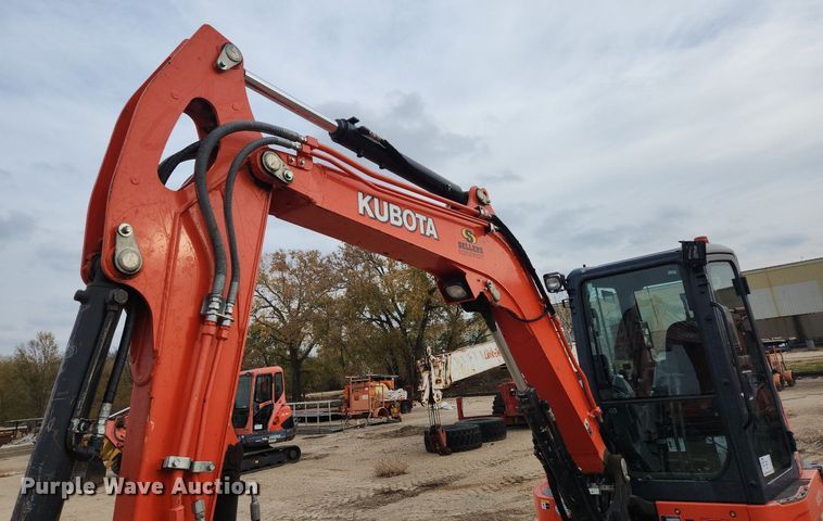 image for item DK1009 2017 Kubota KX057-4  mini excavator