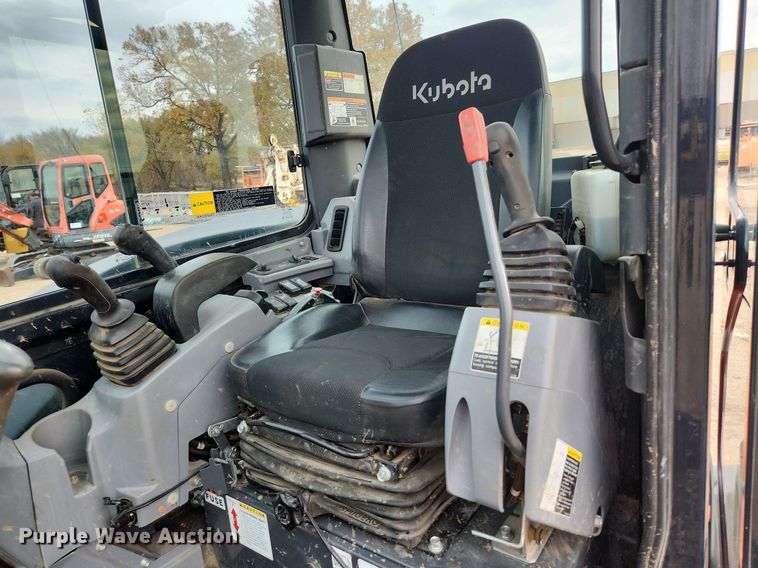 image for item DK1009 2017 Kubota KX057-4  mini excavator