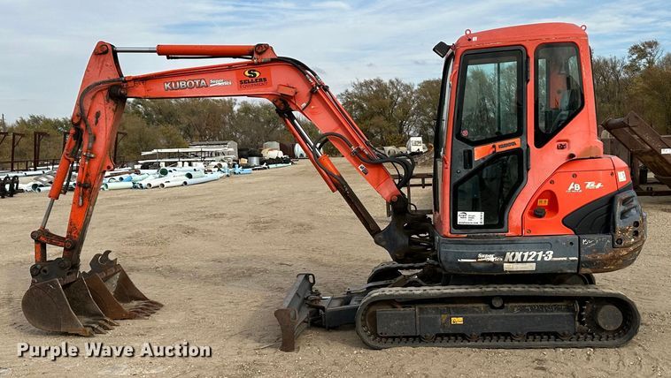 image for item DK1010 2008 Kubota KX121-3  mini excavator