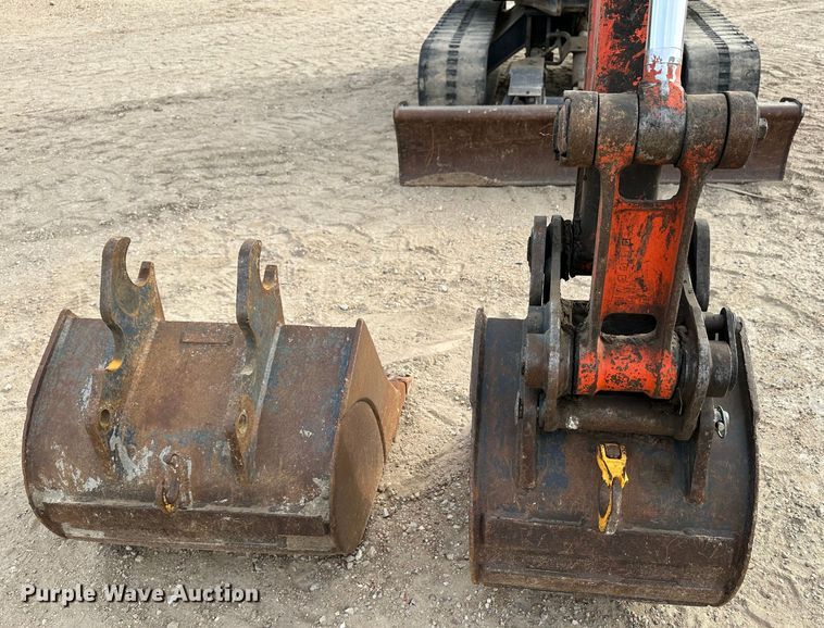 image for item DK1010 2008 Kubota KX121-3  mini excavator